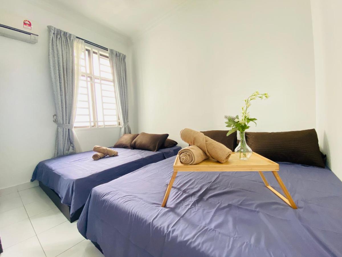 Cozy 1-10 Pax 4Qbeds 2Sbeds Shah Alam Sec7, I-City Exterior foto